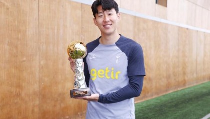 dota2竞猜-连续第7届！孙兴慜在热刺基地捧起2023亚洲金球奖